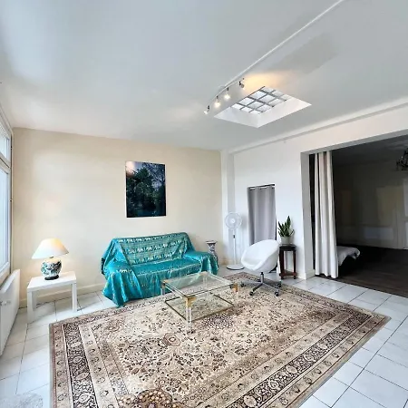 Apartment Poitiers, Un Certain Regard Poitiers